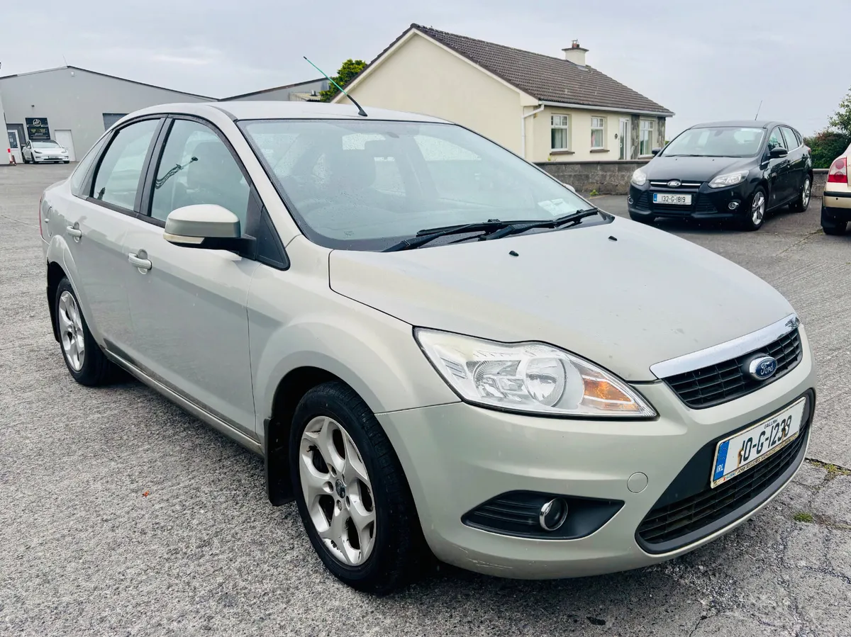 Ford Focus 2010 - Image 4