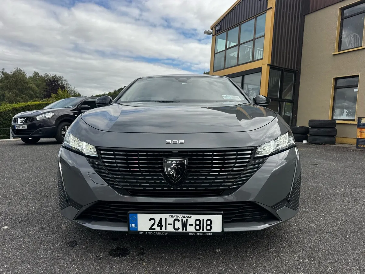 PEUGEOT 308 Diesel Estate Auto. PRICE REDUCTION - Image 6