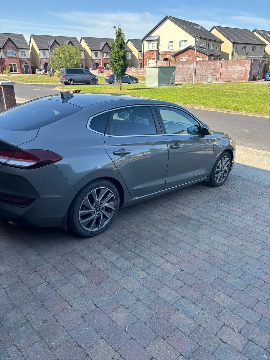 Hyundai i30 2019 - Image 2