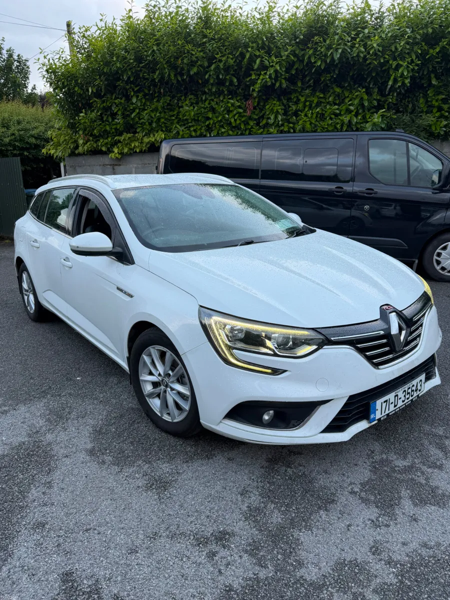 Renault Megane 2017 - Image 2