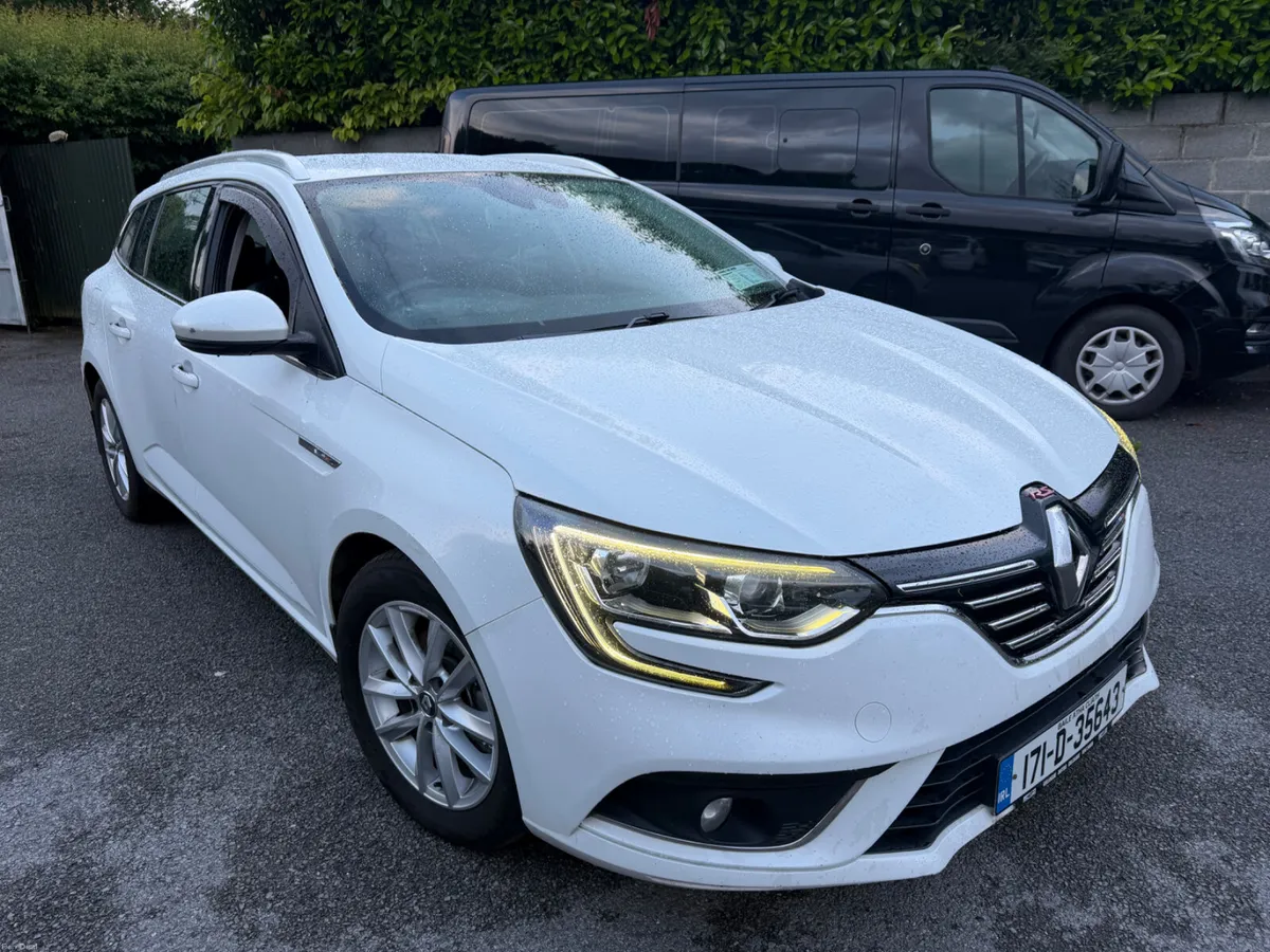Renault Megane 2017 - Image 1