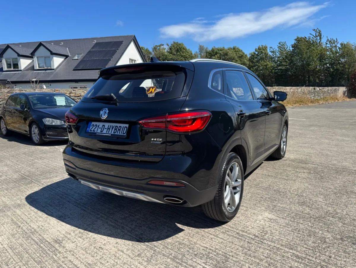 MG HS EXCLUSIVE PHEV AUTO - Image 3