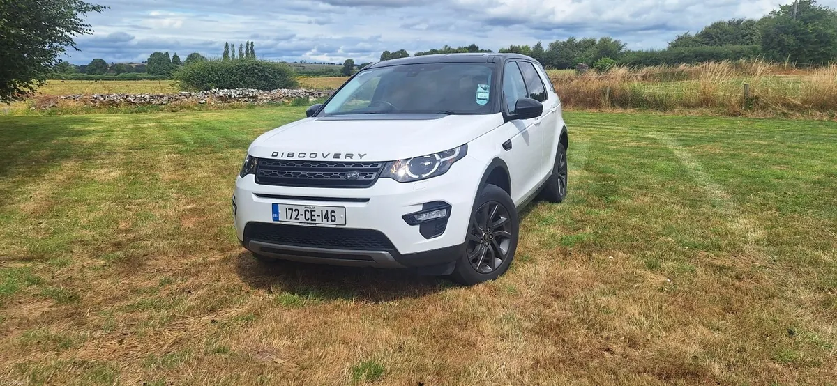 Land Rover Discovery Sport 2017 - Image 2