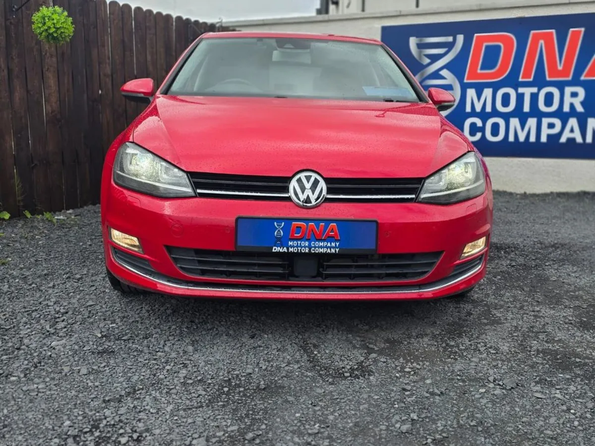 Volkswagen Golf 1.4 HIGHLINE AUTO - 64KMS - Image 2