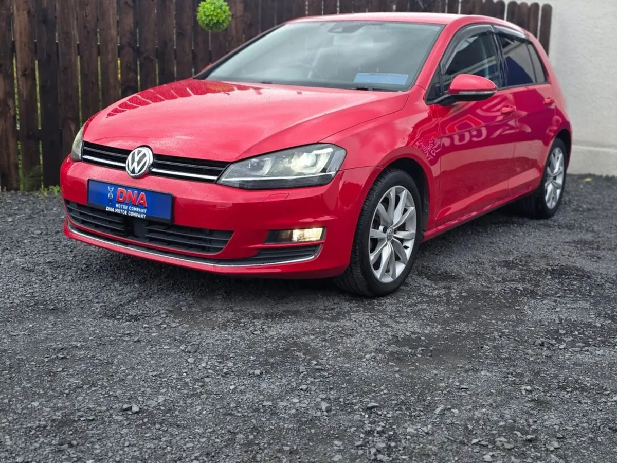 Volkswagen Golf 1.4 HIGHLINE AUTO - 64KMS - Image 3