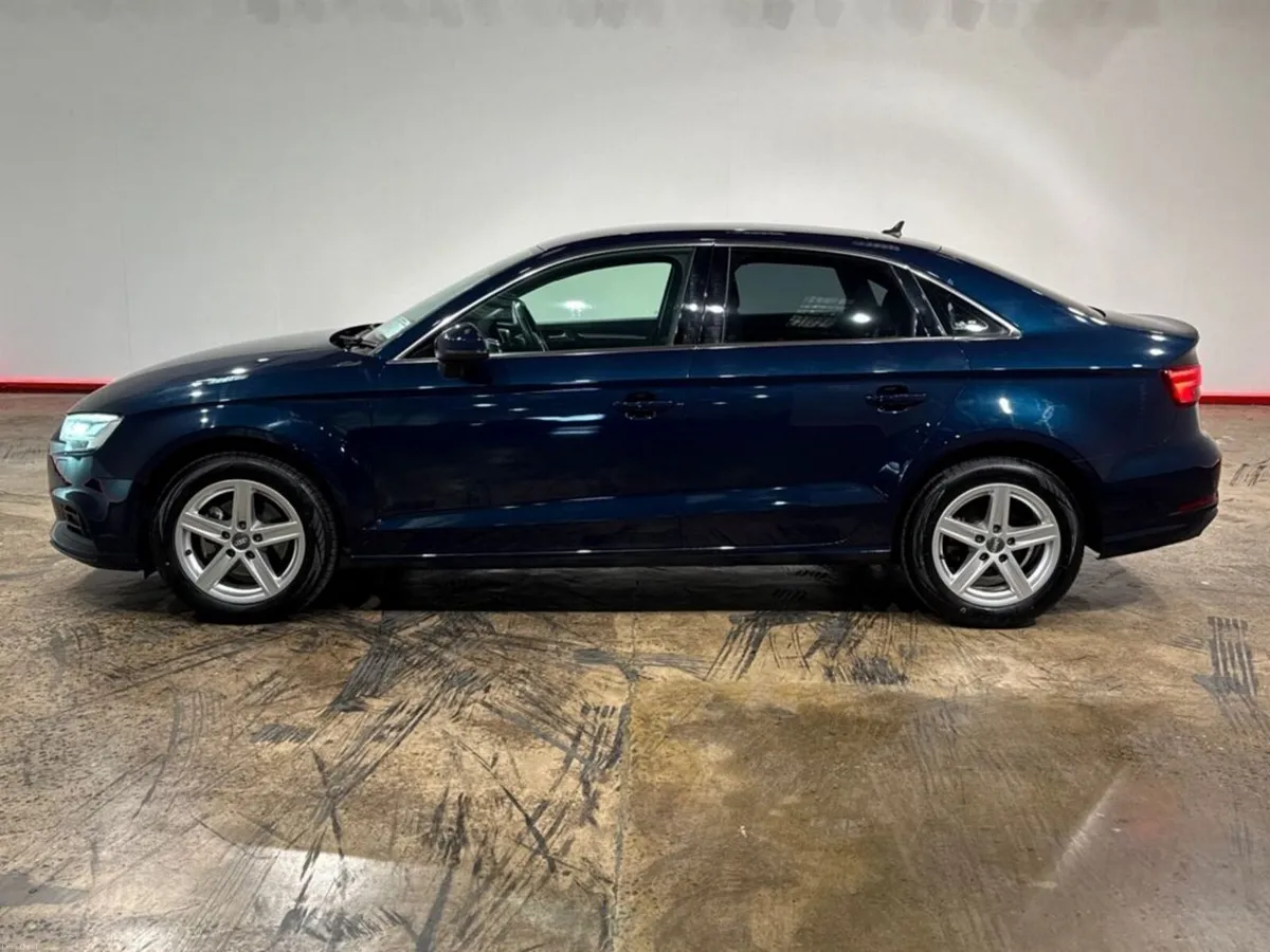 Audi A3 SALOON 1.4 TFSI AUTOMATIC - FACTORY ALLOYS - Image 6