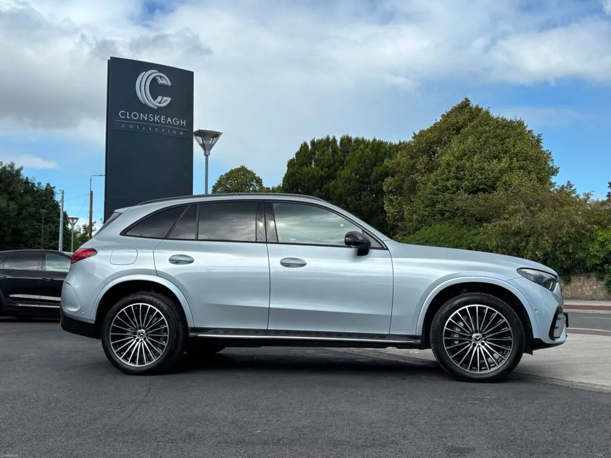 Mercedes-Benz GLC GLC 300 E 4MATIC AMG LINE PREMIU - Image 2