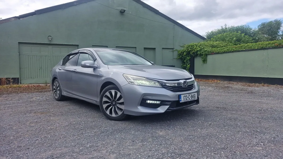 Honda Accord 2017 - Image 4