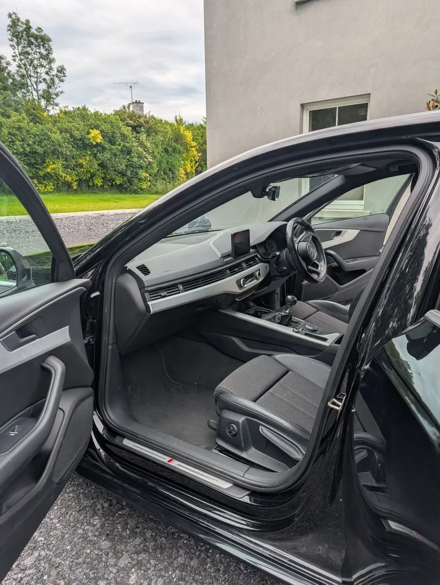 Audi A4 2016 (162) 2.0 TDI S LINE 190PS 4DR - Image 6