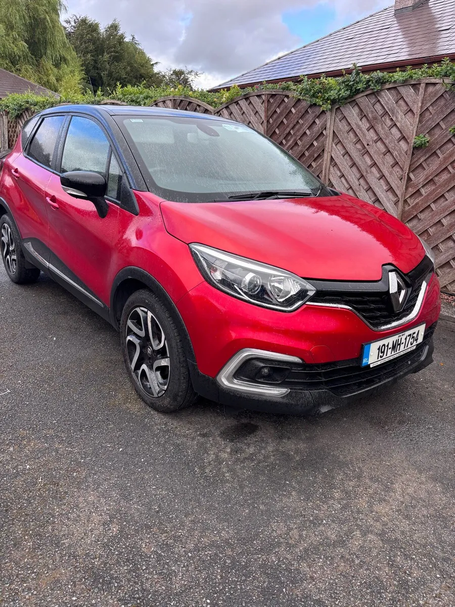 Car - Image 1