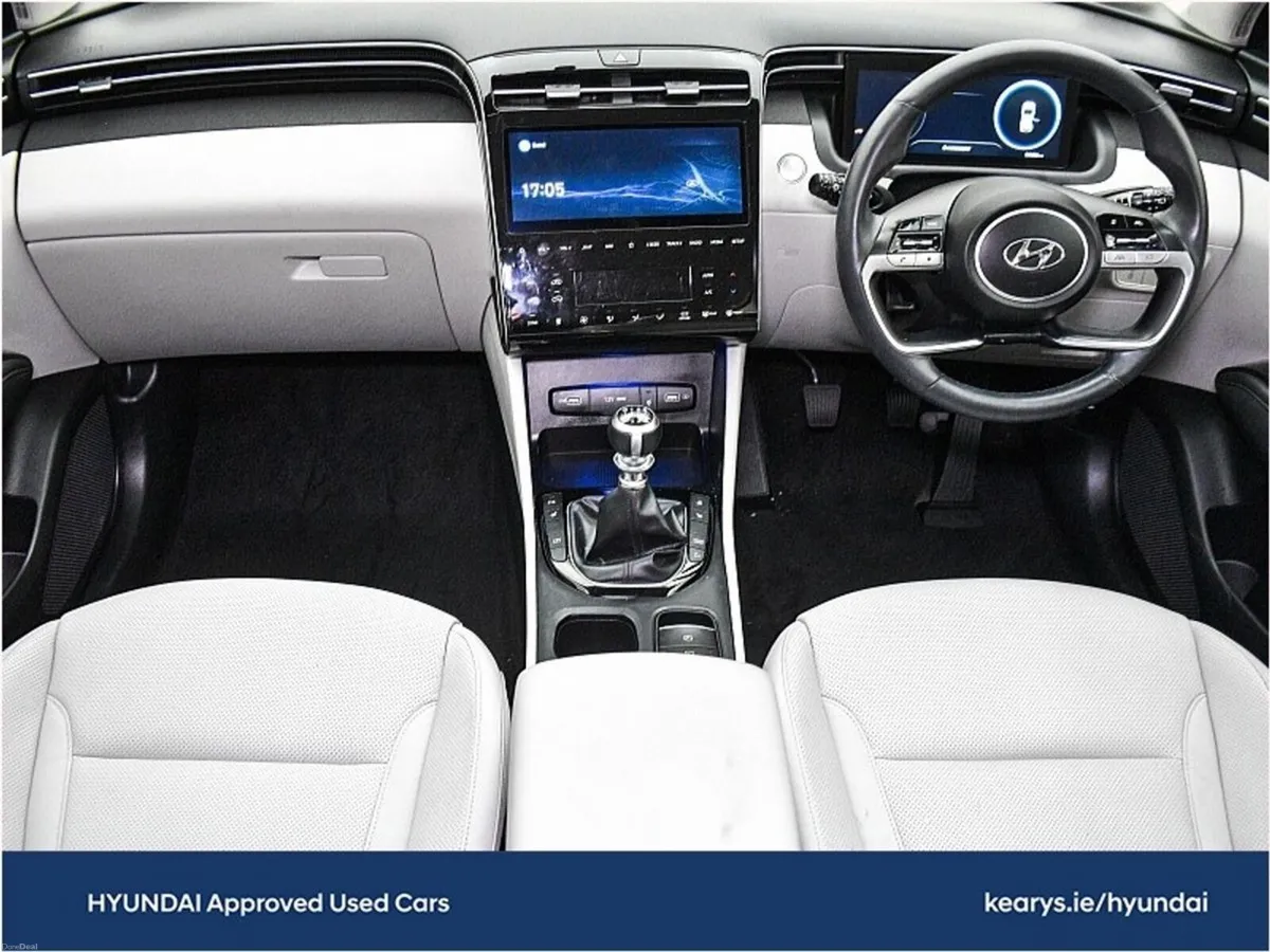 Hyundai Tucson 2WD Executive Plus - Image 4
