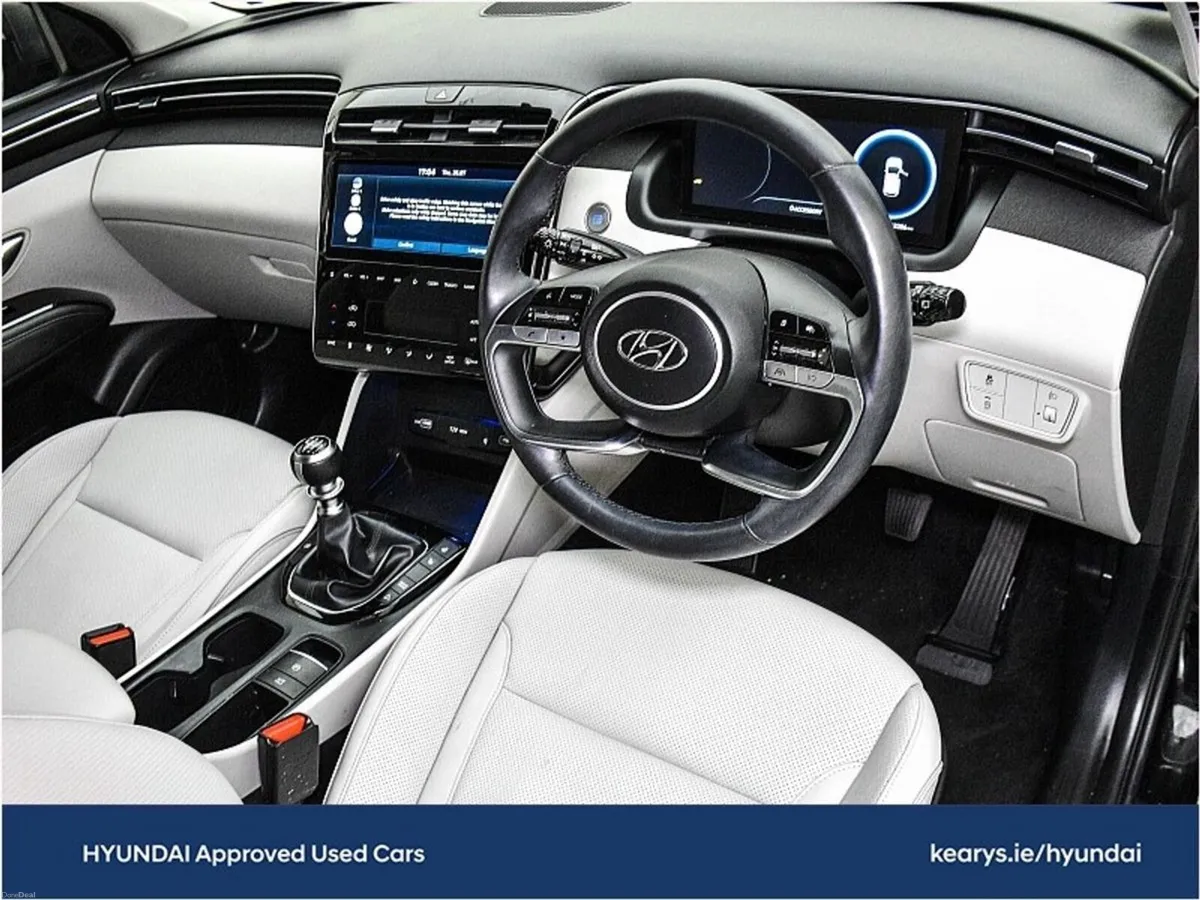 Hyundai Tucson 2WD Executive Plus - Image 6