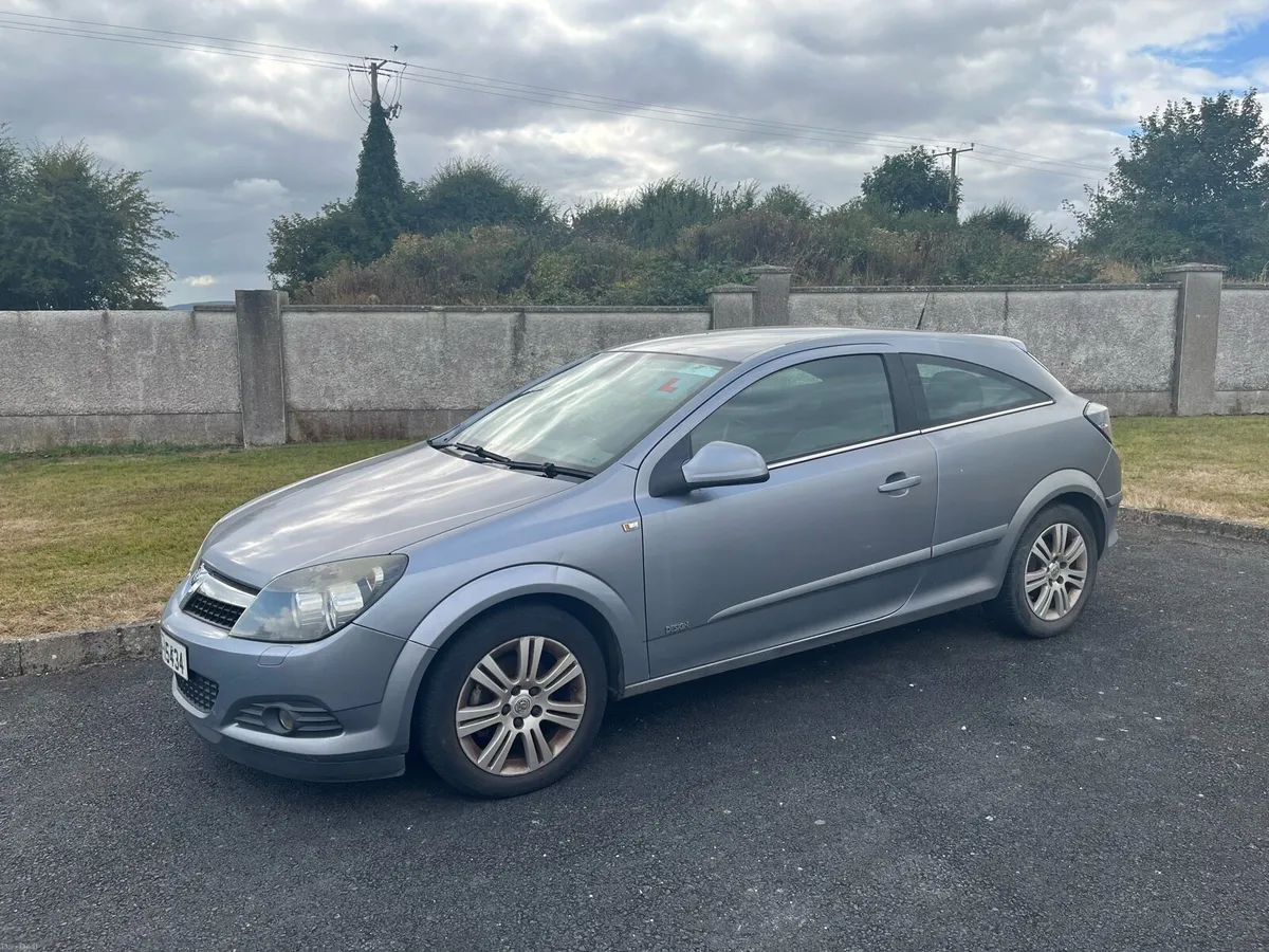 Vauxhall Astra 2009 - No NCT - Image 1