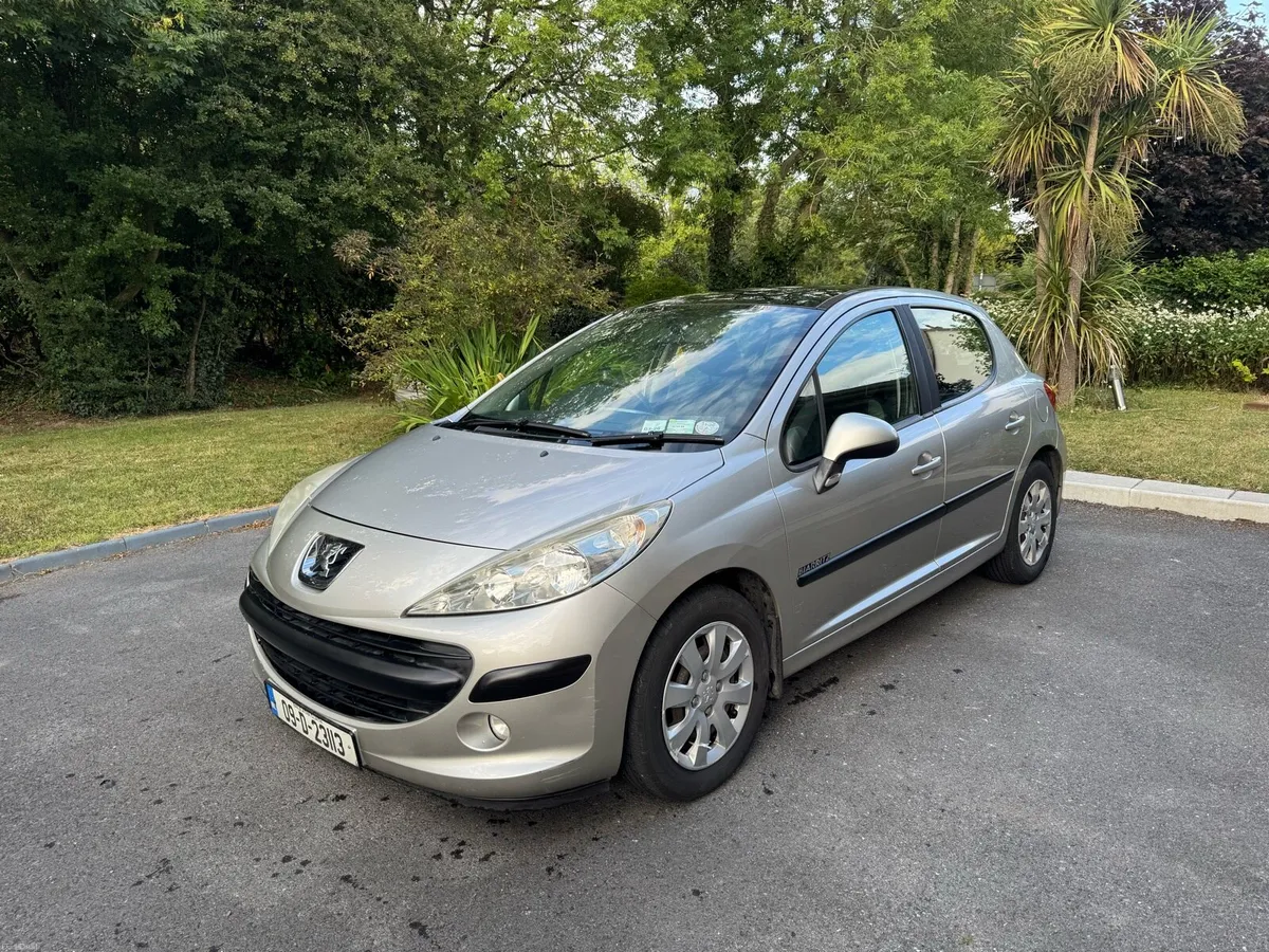 Peugeot 207 Biarritz 1.4 5 Door 2009 - Image 1