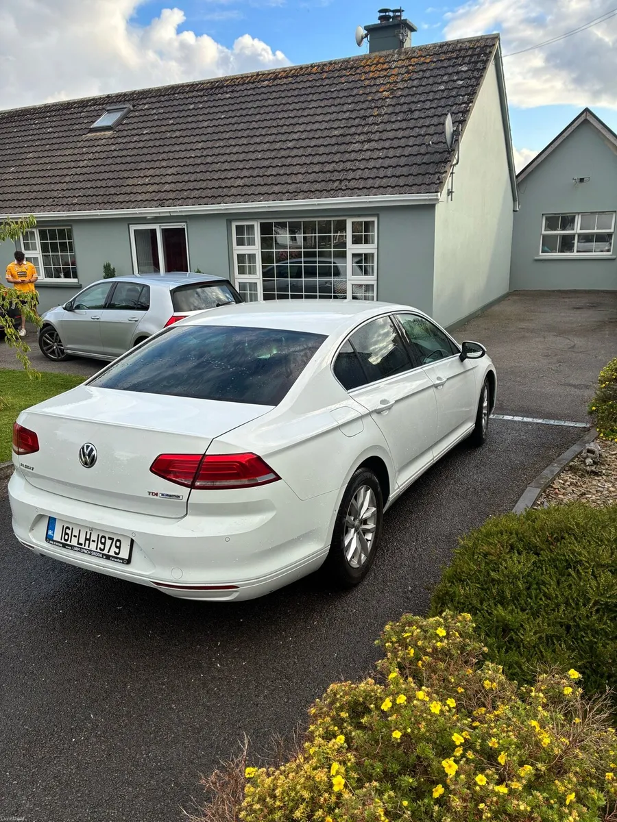 161 Volkswagen Passat 1.6TDI BUSINESS - Image 6
