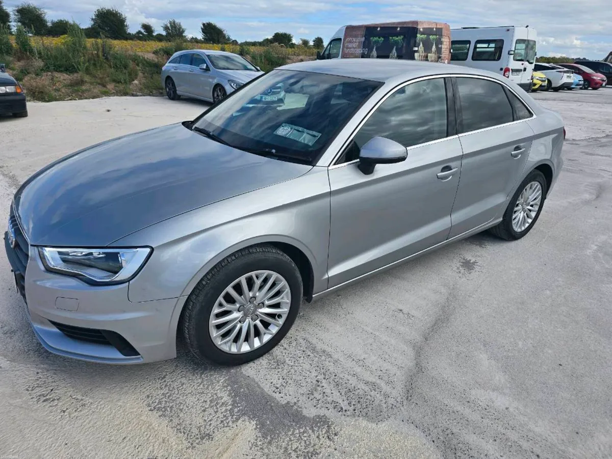 AUDI A3 1.4TFSI SALOON FULL LEATHER INTIERIOR - Image 4