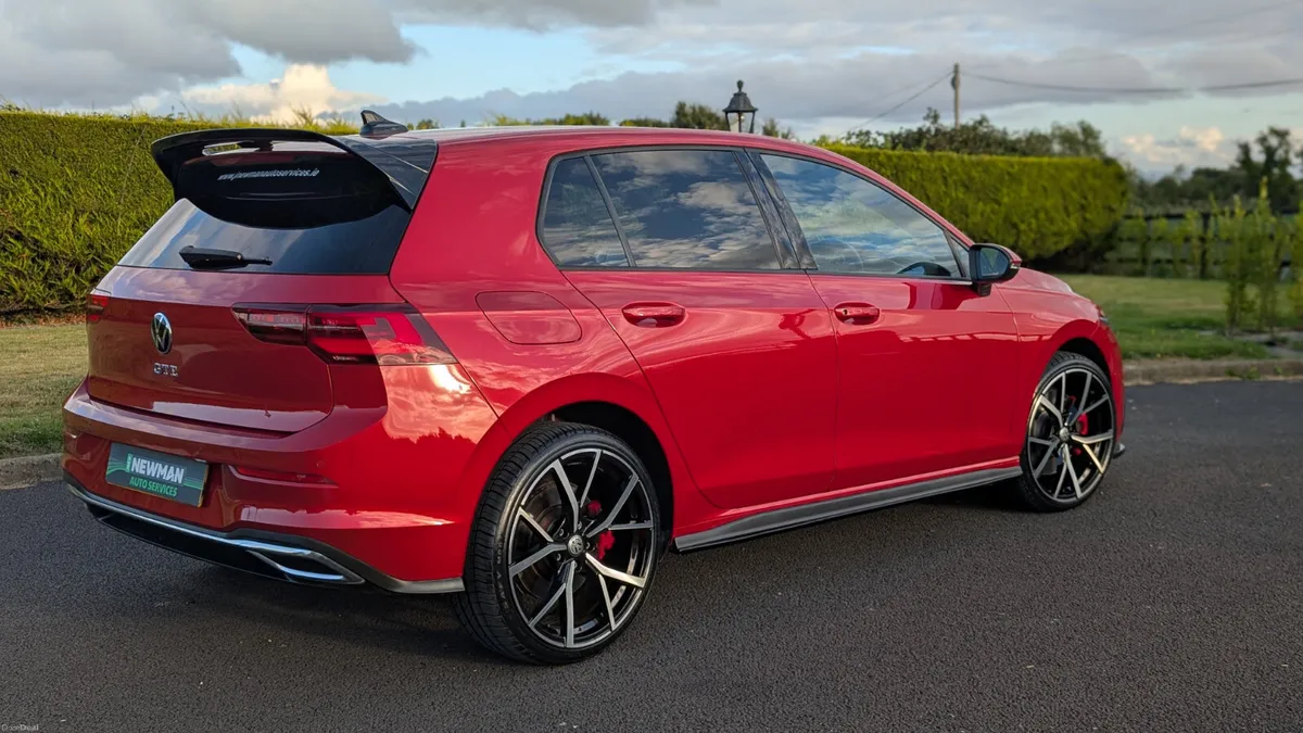 Volkswagen Golf 2021 GTE High spec - Image 3