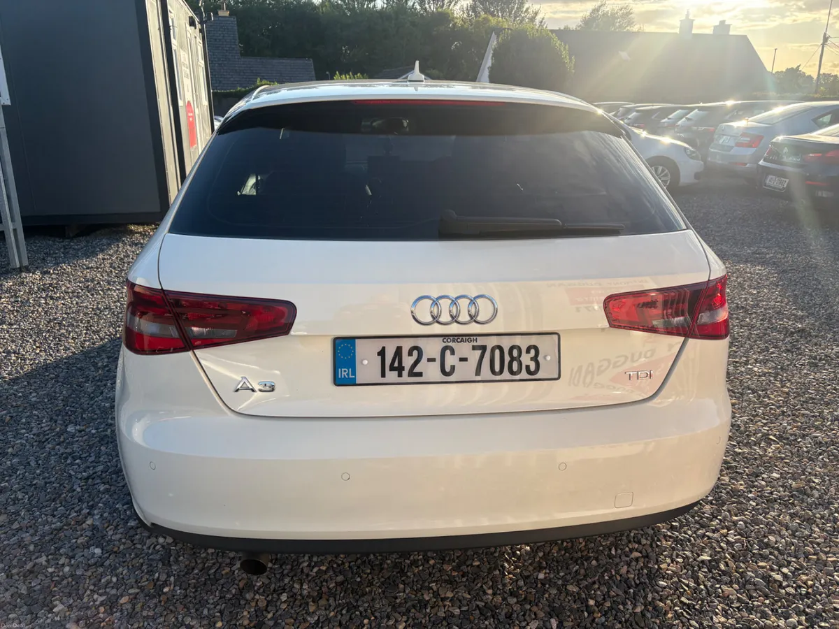 142 Audi A3 1.6tdi Se - Image 4