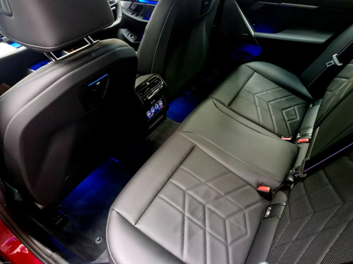 M SPORT PRO ( INDIVIDUAL ) - Image 5