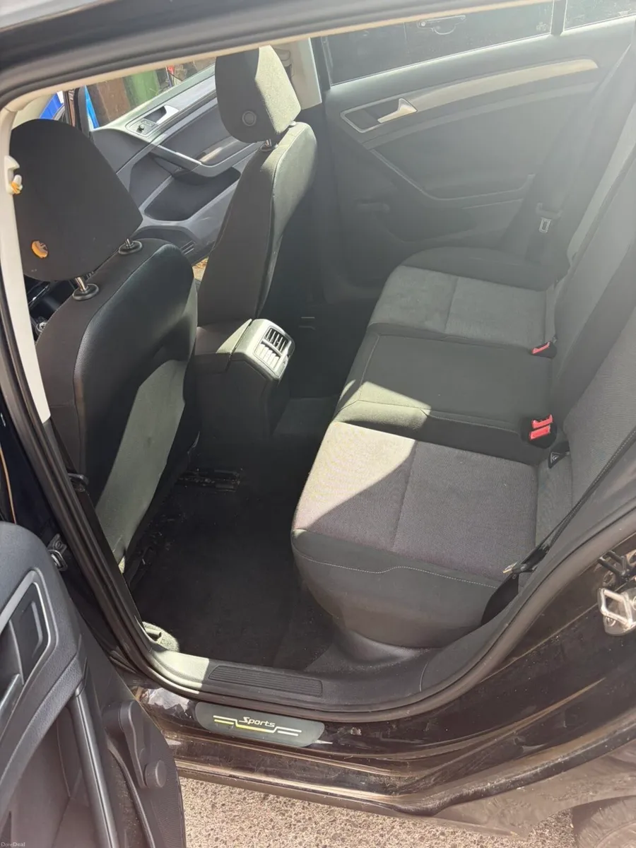 Volkswagen Golf - Image 5