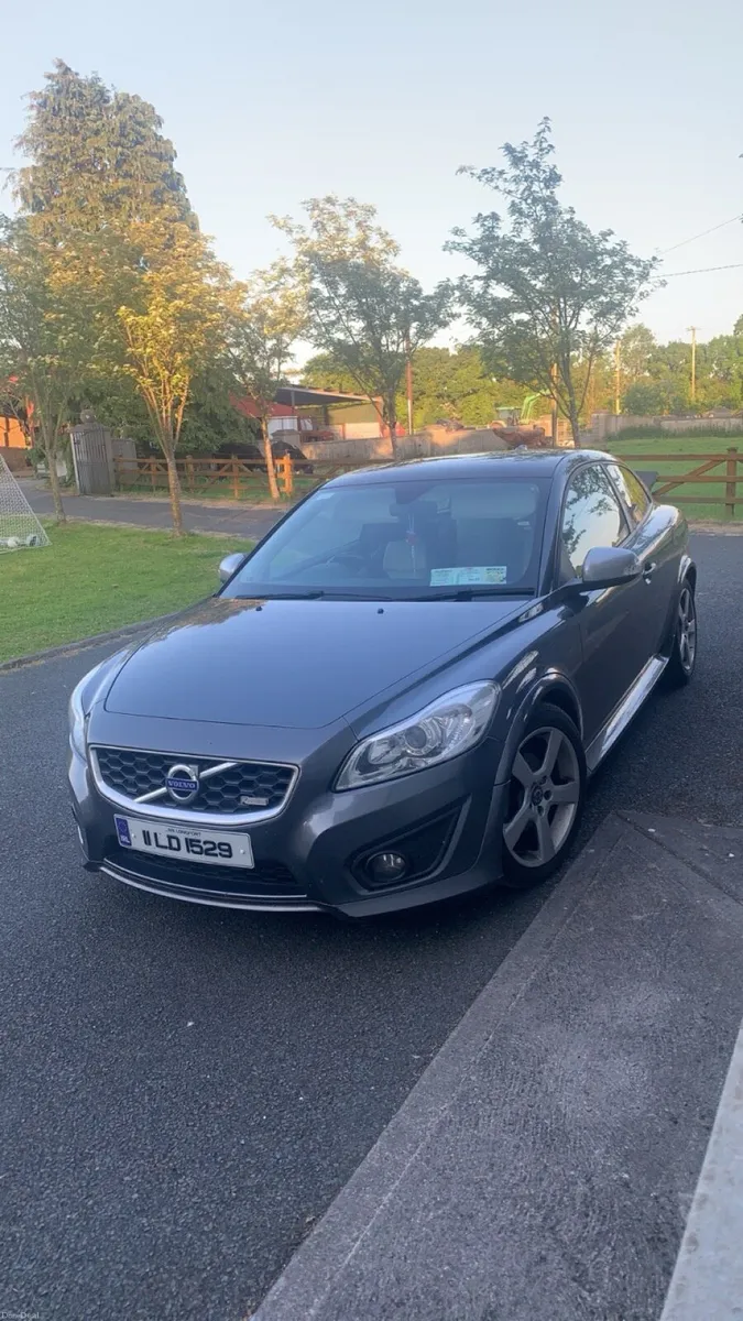 2011 Volvo C30 R Design - Image 2