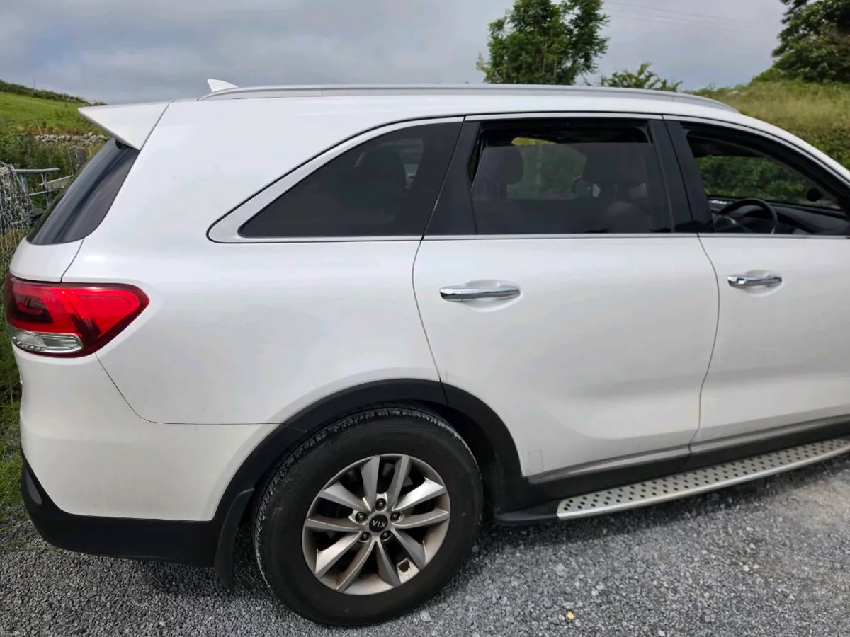 152 Kia Sorento - Image 5