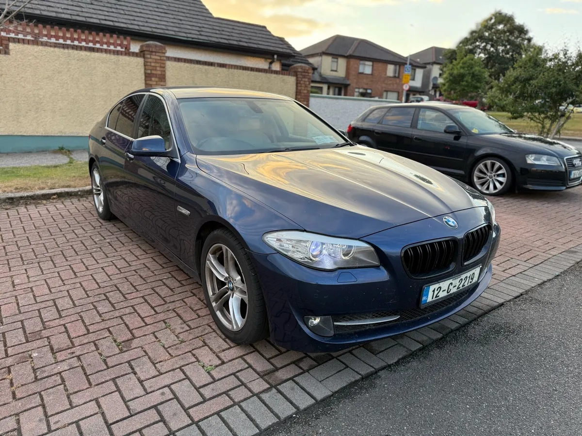 BMW 5 series - Image 1