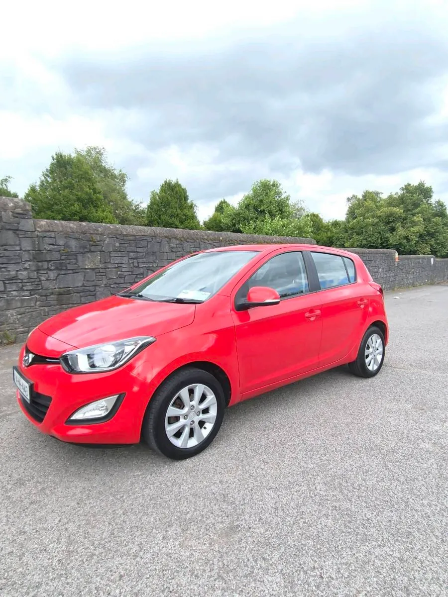 2014 hyundai i20 - Image 1