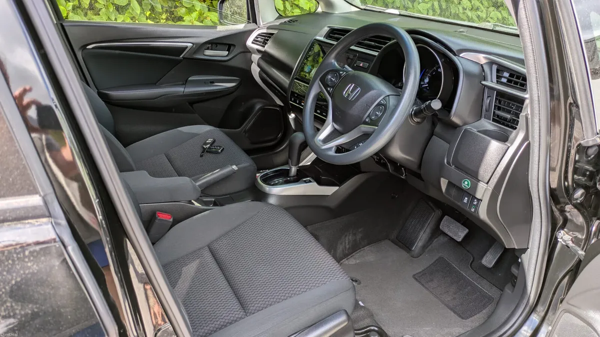 Honda Jazz 1.3 Petrol NOT HYBRID, 2018 - Image 2