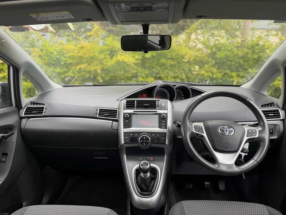 Toyota verso - Image 6
