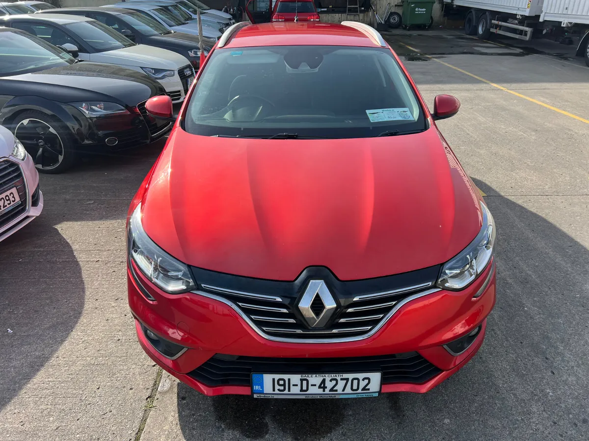 Renault Megane 2019 NCT 27 - Image 2