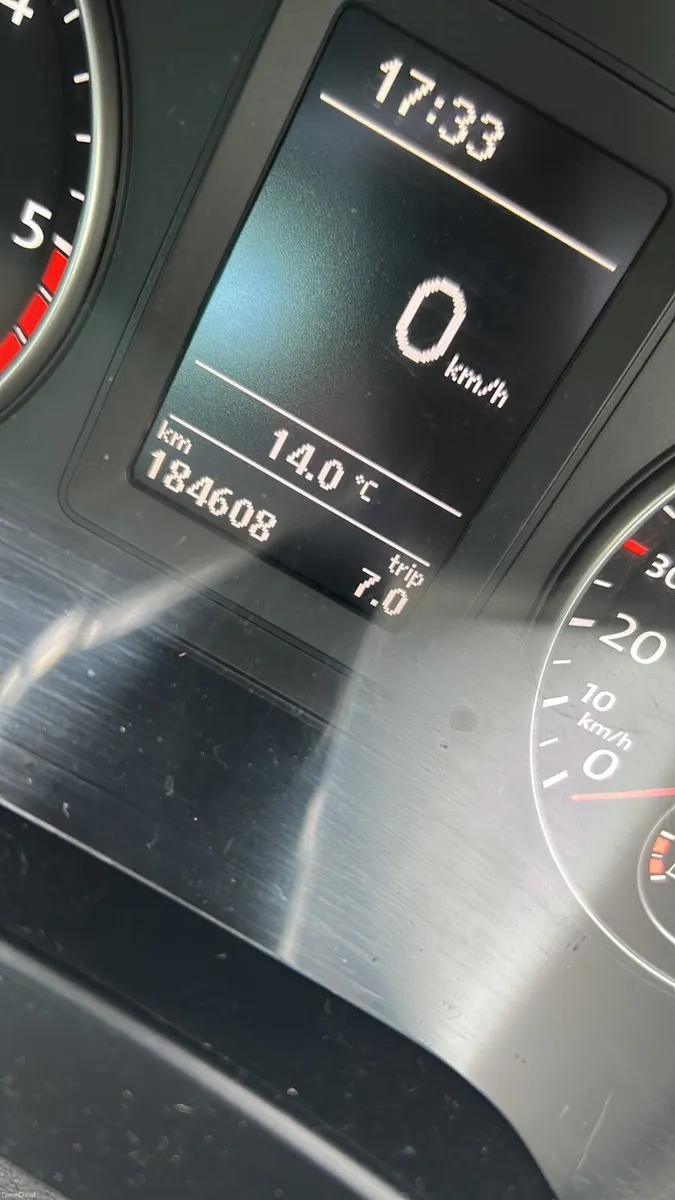 Volkswagen Jetta 2014 - Image 5