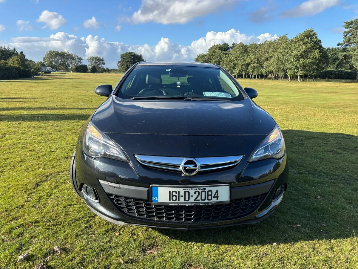 Opel Astra GTC SRI - Image 6