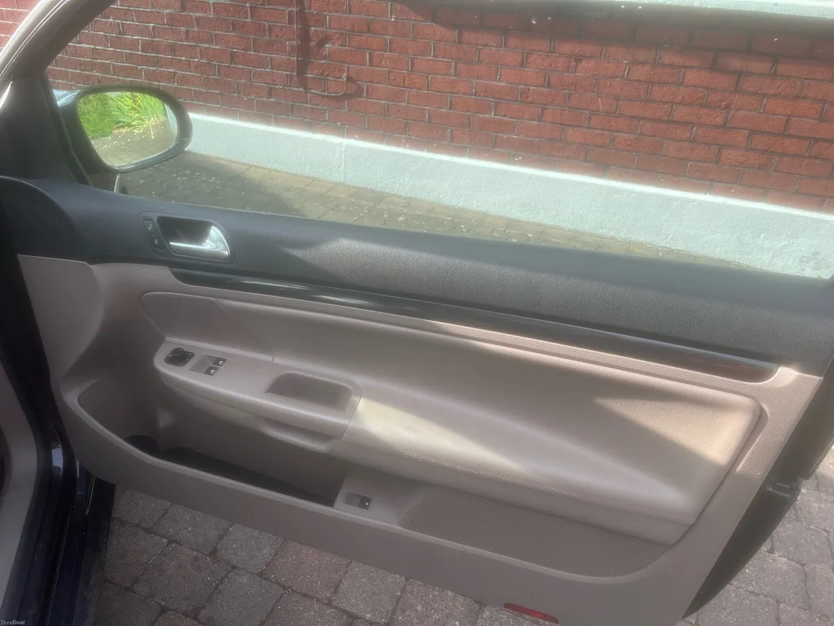 Volkswagen Golf Automatic for Sale - Image 5