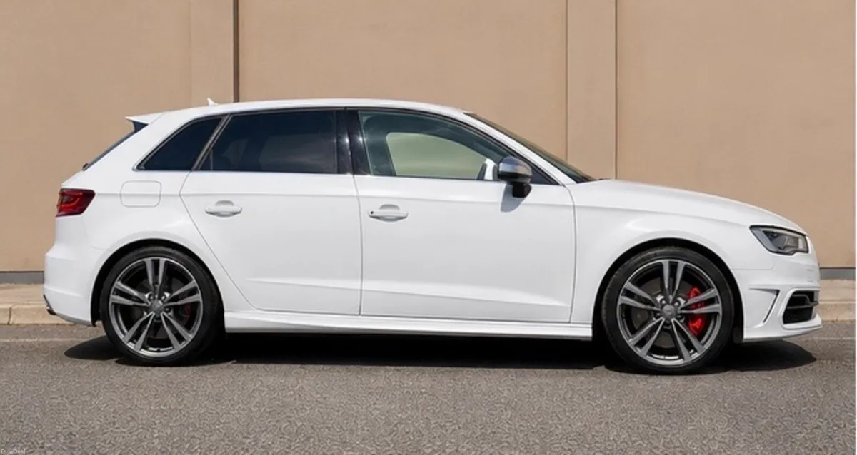 Audi S3 Like New - Image 4