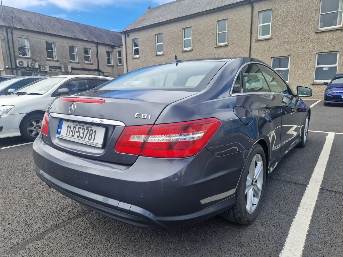 Mercedes-Benz E-Class 250D AUTO  SPORT COUPE - Image 4