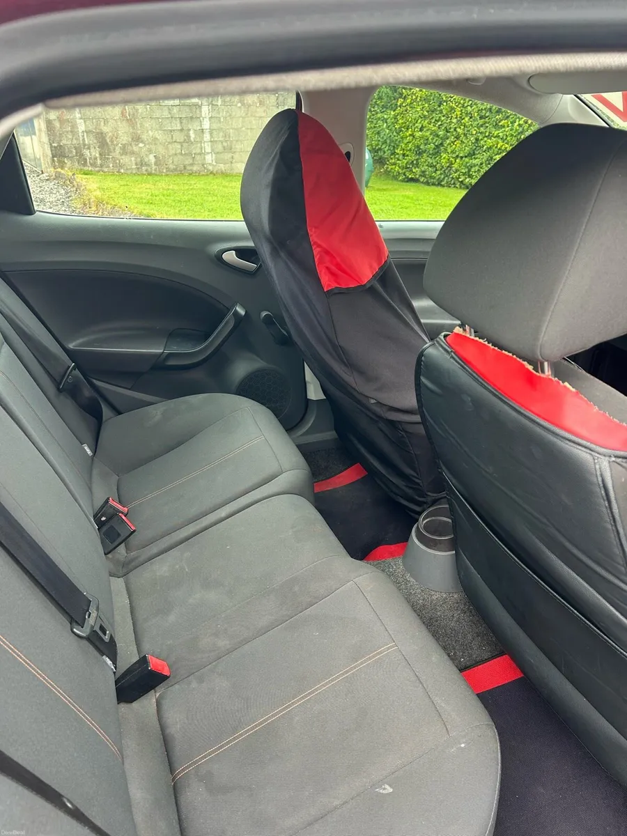 Car - Image 6
