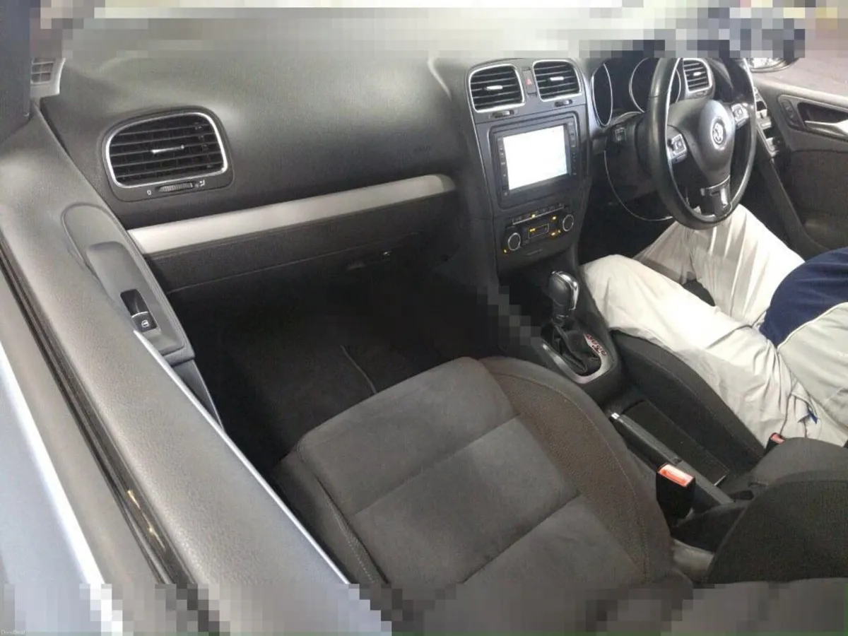 Volkswagen Golf 1.4 Automatic Highline 43kms - Image 4
