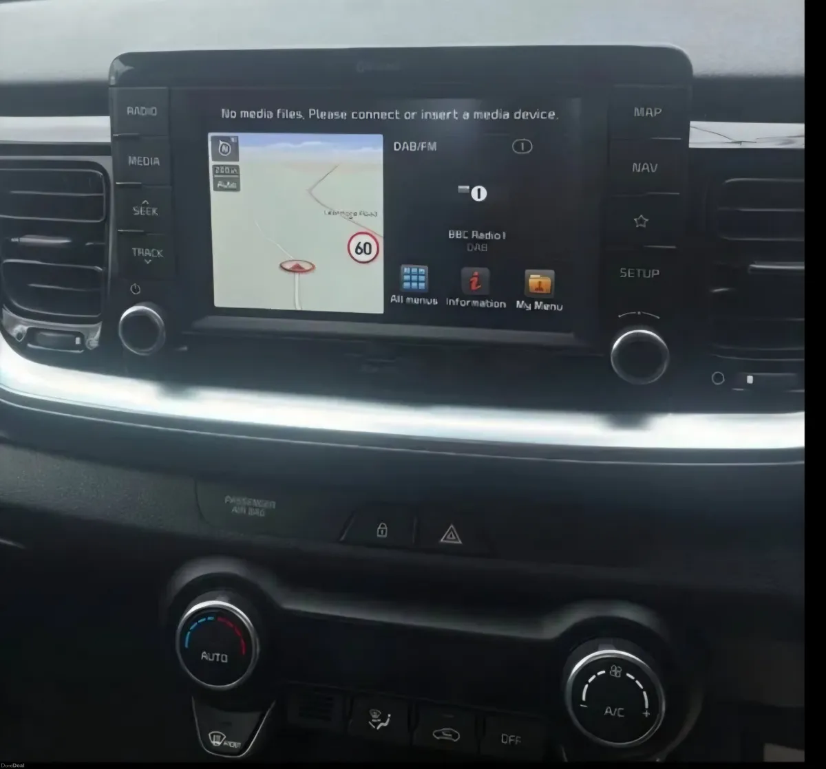 Kia Stonic 2018 - Image 5