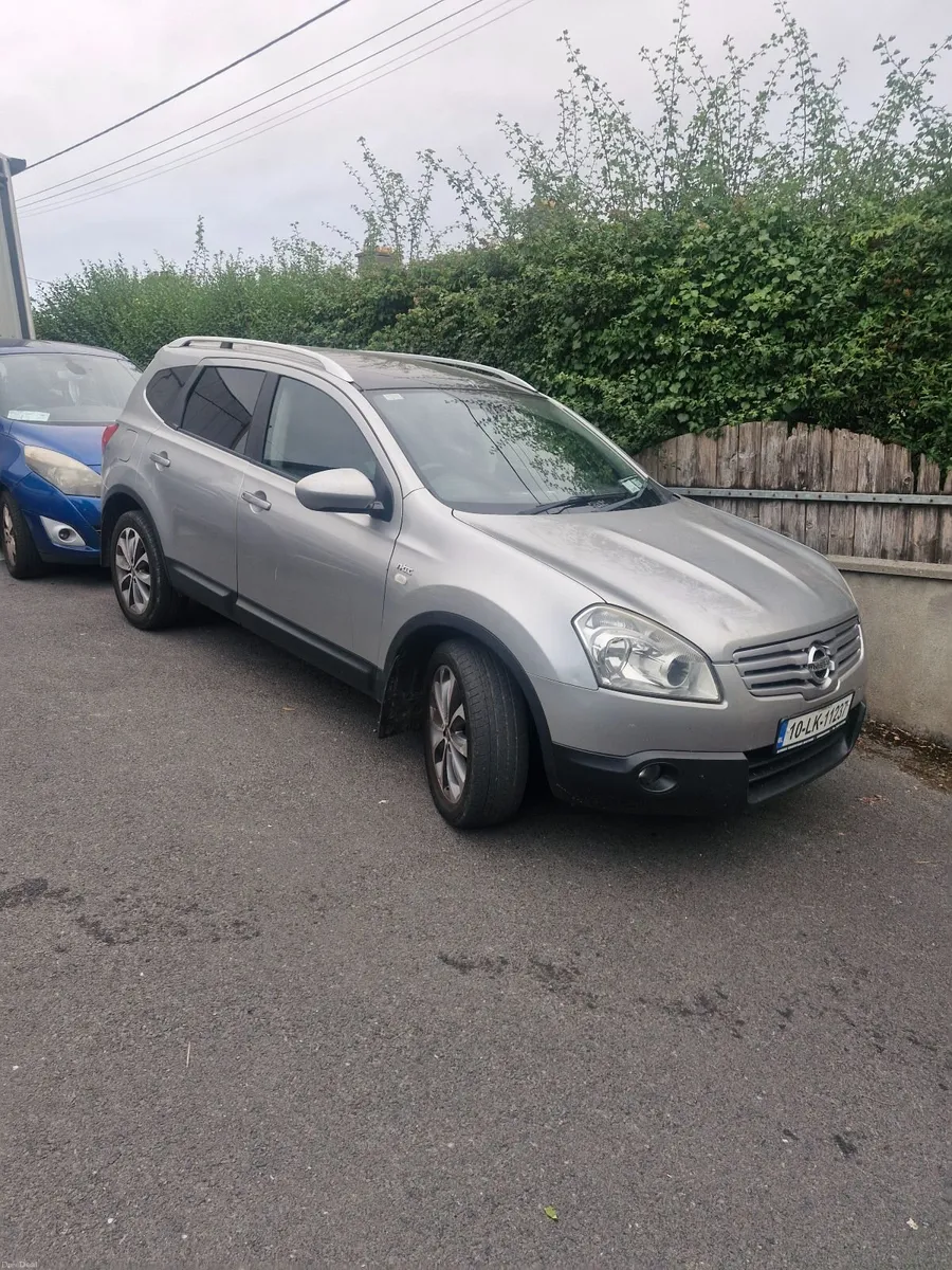Nissan Qashqai+2 - Image 1
