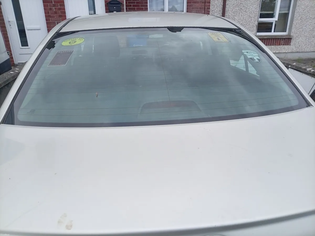Toyota Avensis 2003 - Image 3