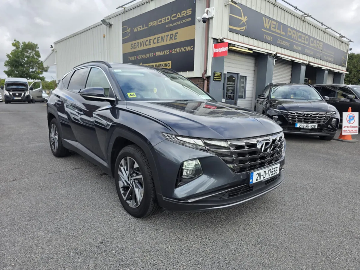 Hyundai Tucson IX35 EXECUTIVE PLUS 5DR DIESEL - Image 1