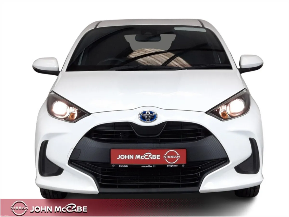 Toyota Yaris HYBRID LUNA AUTOMATIC *RETAIL PRICE € - Image 2