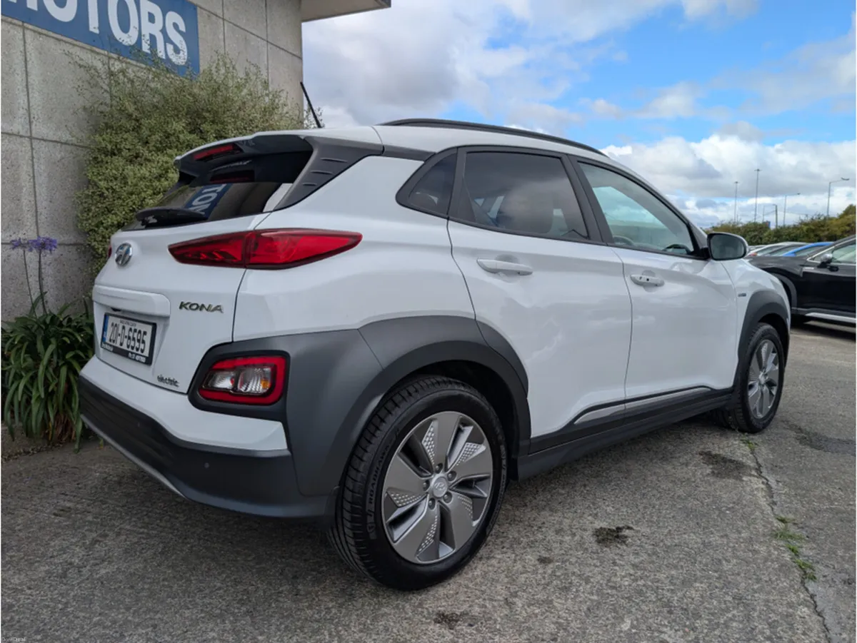 Hyundai KONA KAUAI EV PREMIUM ELECTRIC AUTOMATIC / - Image 6