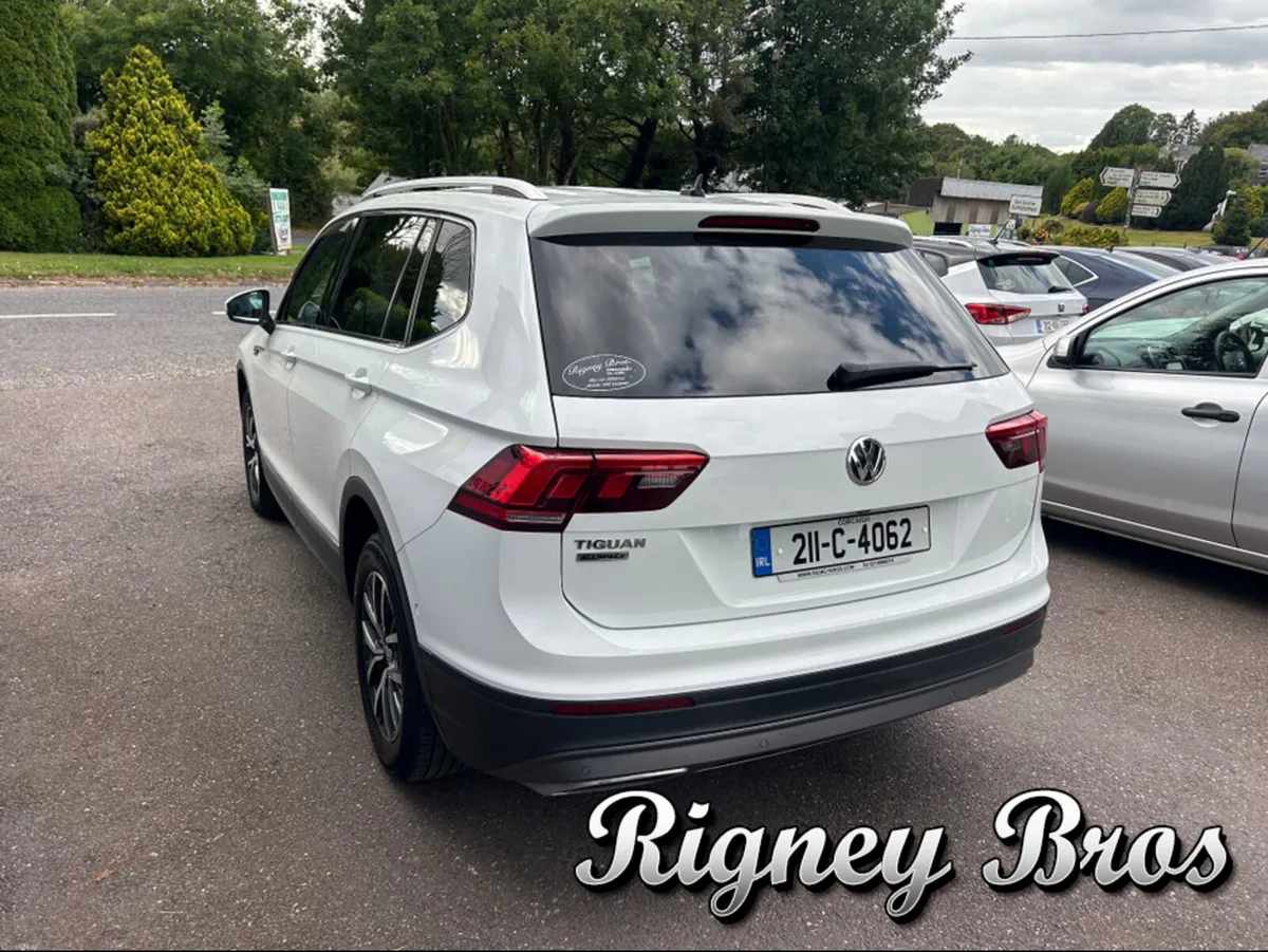 Volkswagen Tiguan A7 CL 2.0 TDI MANUAL 6SPEED FWD - Image 4