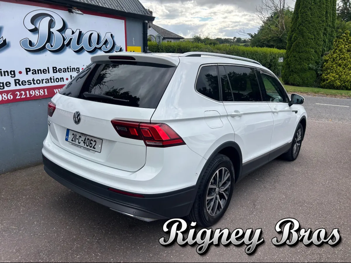 Volkswagen Tiguan A7 CL 2.0 TDI MANUAL 6SPEED FWD - Image 5