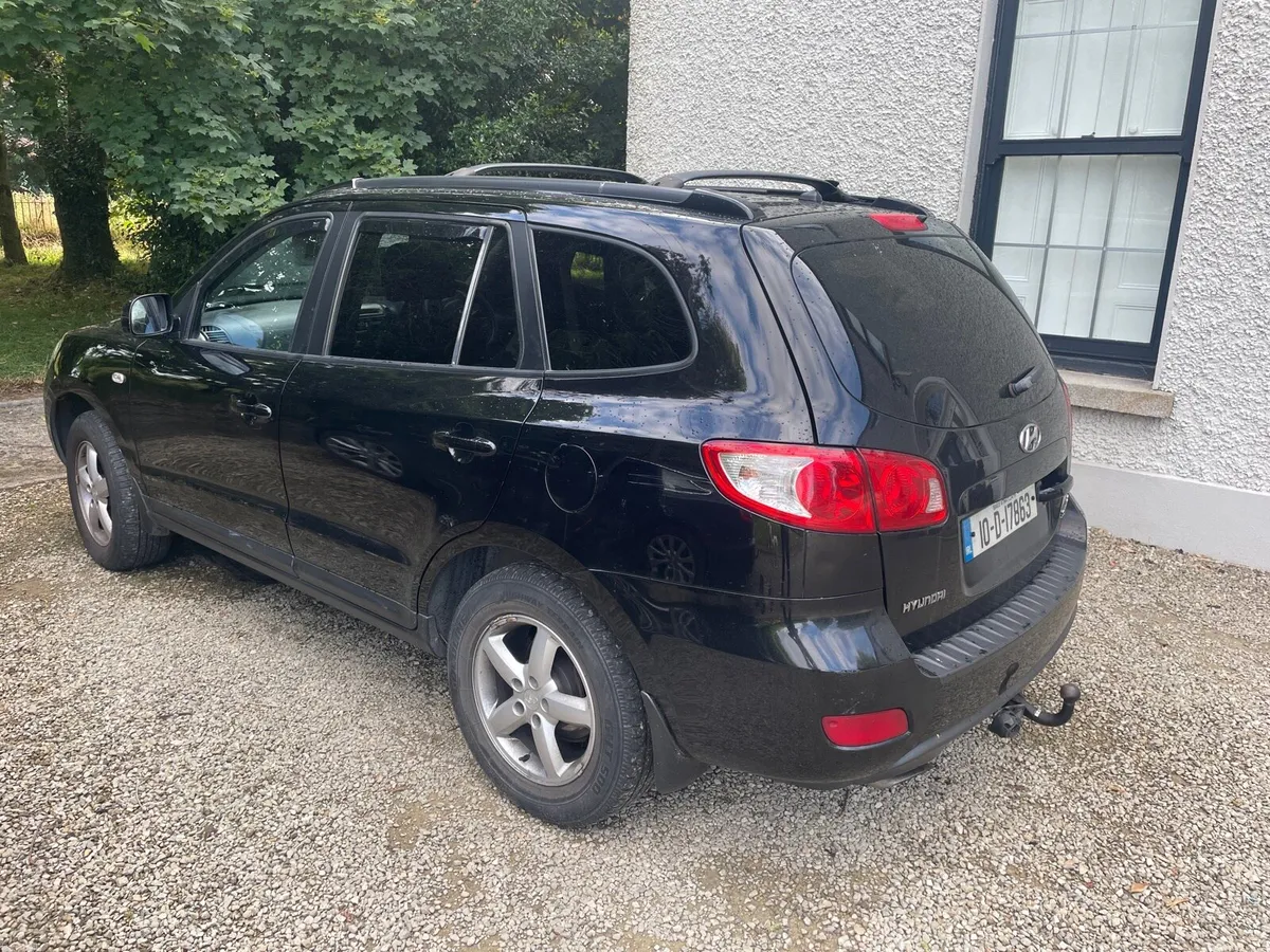 2010 Sante Fe - Image 4