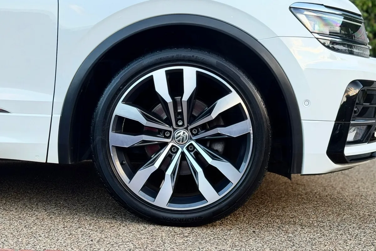 Volkswagen Tiguan R Line DSG 2.0 TDI 150 BHP - Image 5