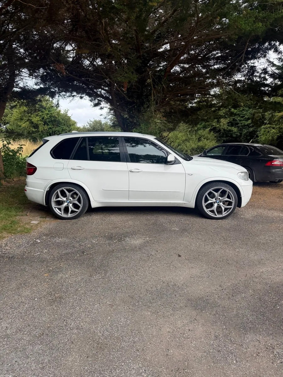 BMW x5 msport e70 Crewcab - Image 3