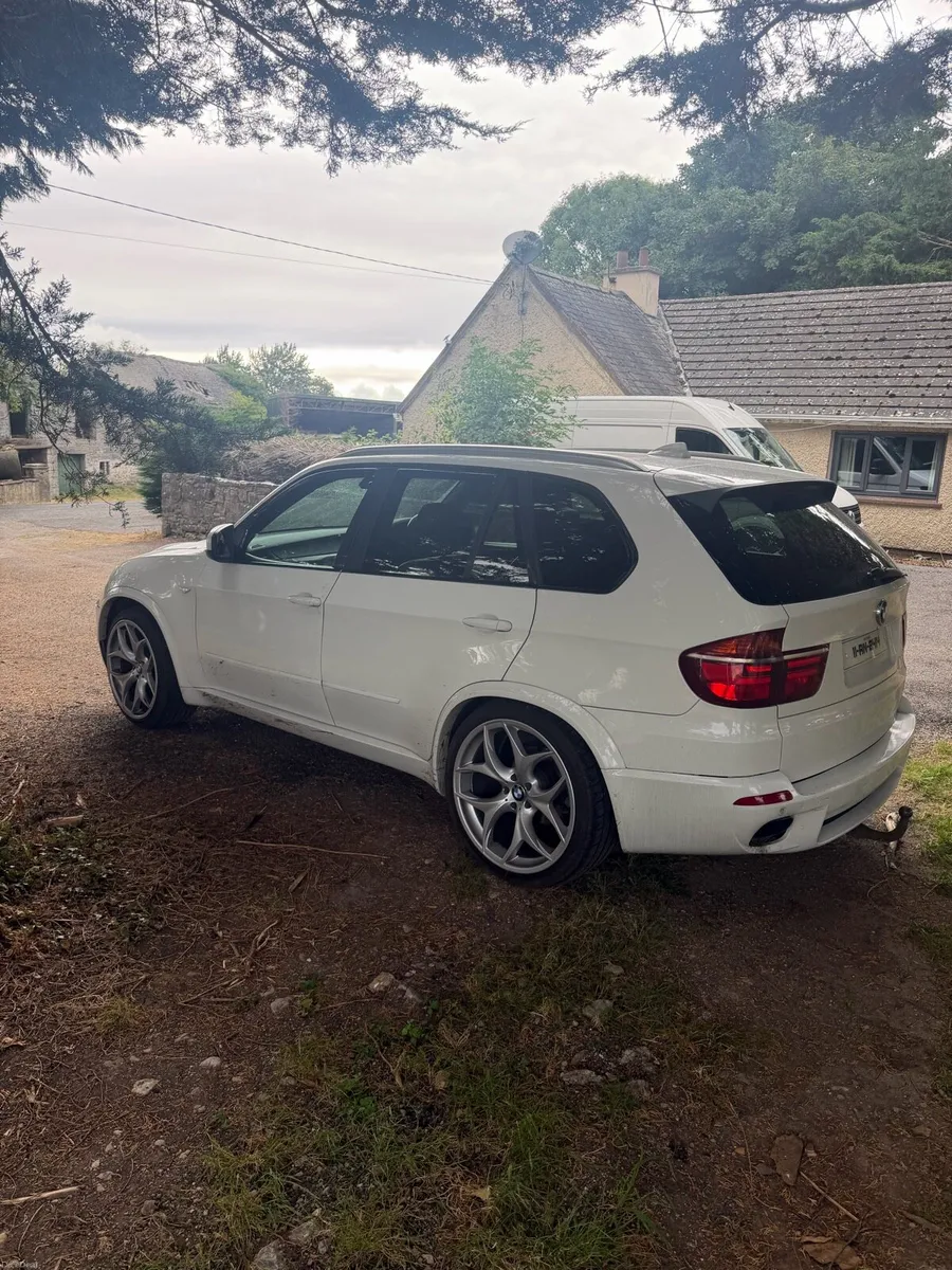 BMW x5 msport e70 Crewcab - Image 5